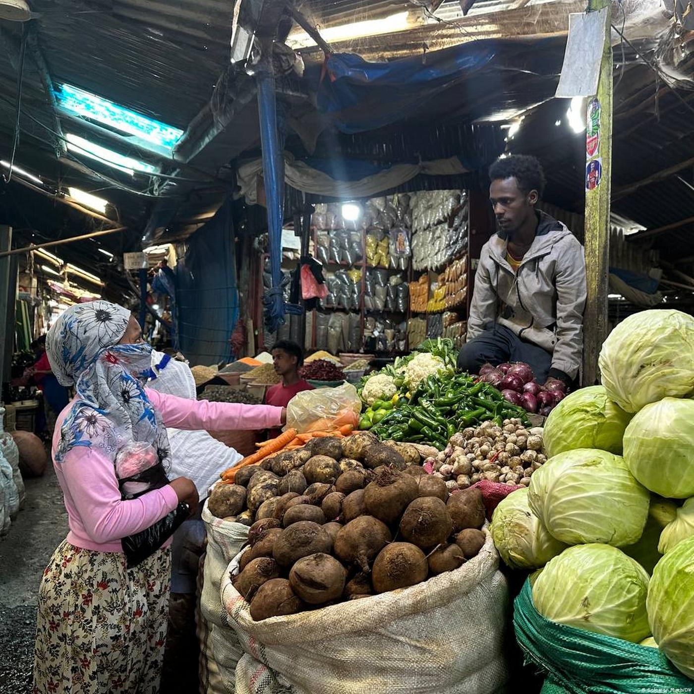 ለመንግስት ሠራተኞች የተደረገው የደሞዝ ጭማሪ፣ ስጋቱና ዘላቂው መፍትሔ episode artwork