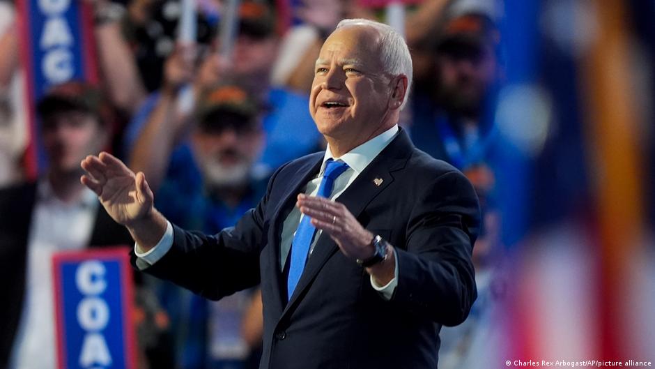 US-Demokraten heben Tim Walz auf den Schild des Harris-Vize