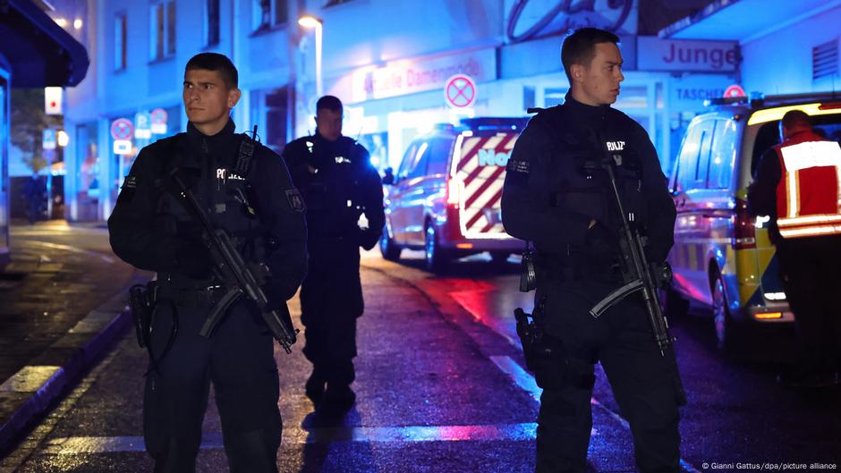 Policija u Zolingenu u noći nakon napada