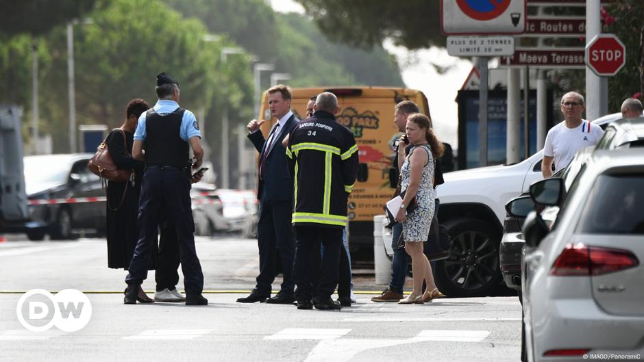 France: Macron says arson attack on synagogue 'terrorist'