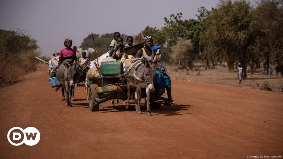 Au Burkina, la stratégie de l'armée critiquée après l'attaque de Barsalogho