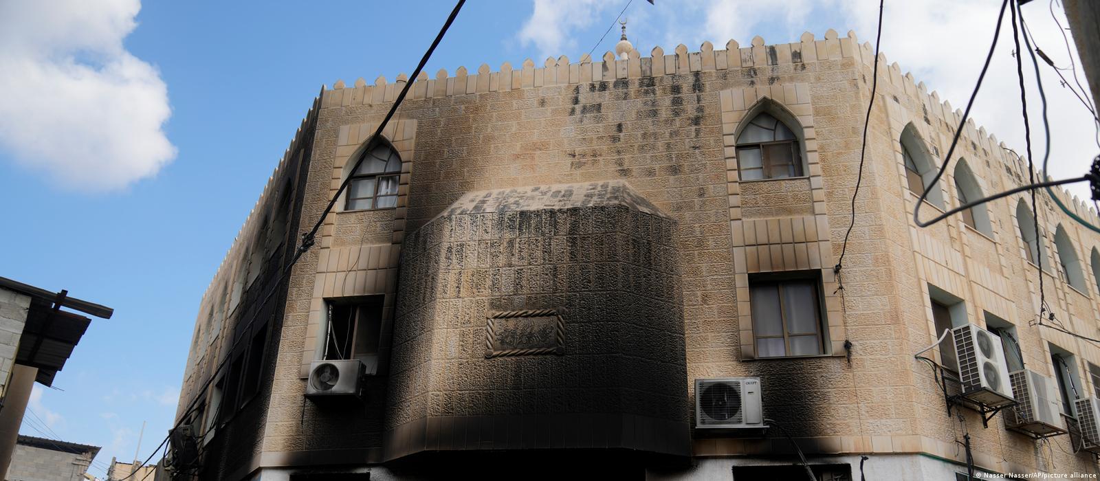 Porno model Kasia Ajoyib erotik ofis fotosurati