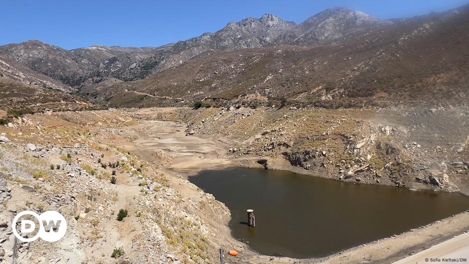 Greek islands: Fighting water shortages with desalination units