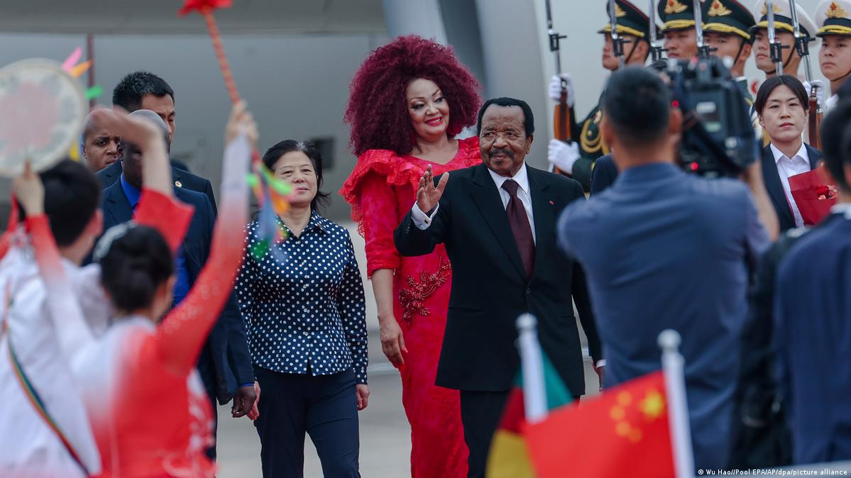 Cameroon: Defying death rumors, Biya still president at 91 – DW – 10/22