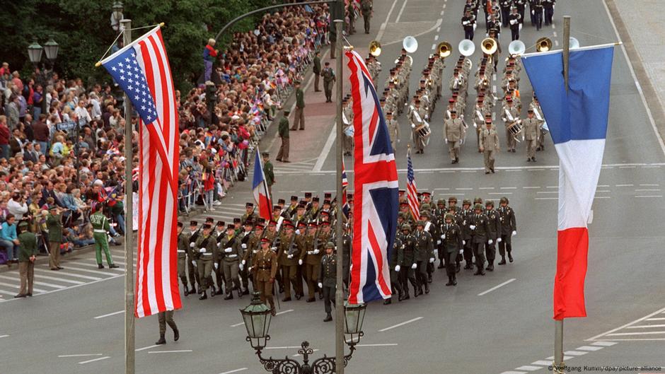 Parada u Berlinu 18.juna 1994.