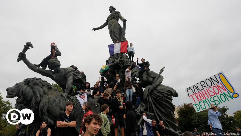 Mass protests against France's new prime minister – DW – 09/07/2024