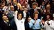 Franz Beckenbauer soulève le trophée de la Coupe du monde 1974 Franz Beckenbauer soulève le trophée de la Coupe du monde 1974