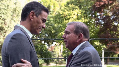 Edmundo González Urrutia, el presidente electo de Venezuela según la oposición, es recibido por el jefe de Gobierno de España, Pedro Sánchez (12.09.2024) Edmundo González Urrutia, el presidente electo de Venezuela según la oposición, es recibido por el jefe de Gobierno de España, Pedro Sánchez (12.09.2024)