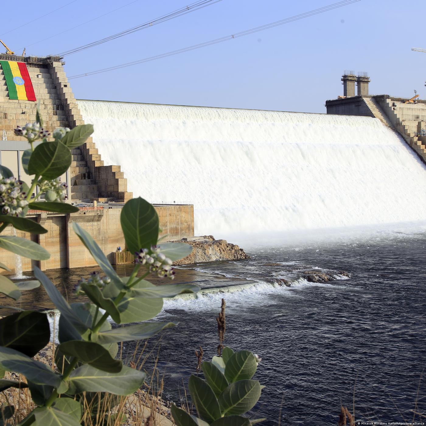 ውይይት፤ የትራምፕ ሽምግልና ለኢትዮጵያ ምን ይዞ ይመጣ ይሆን?እንዴትስ ጥቅሟን ታስከብር? episode artwork
