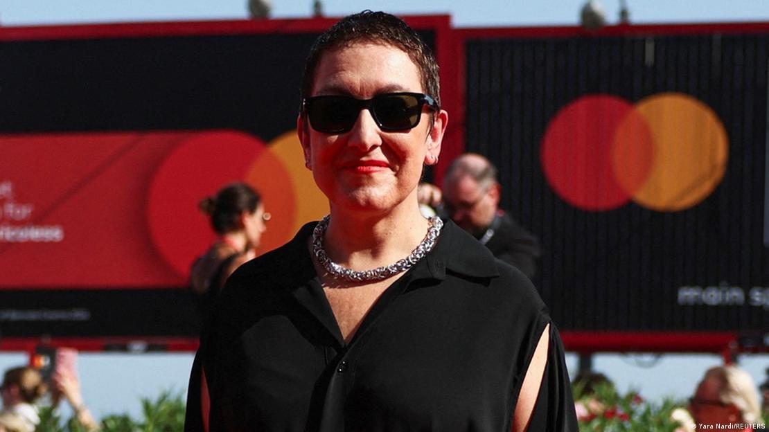 Η Αθηνά Ραχήλ Τσαγγάρη