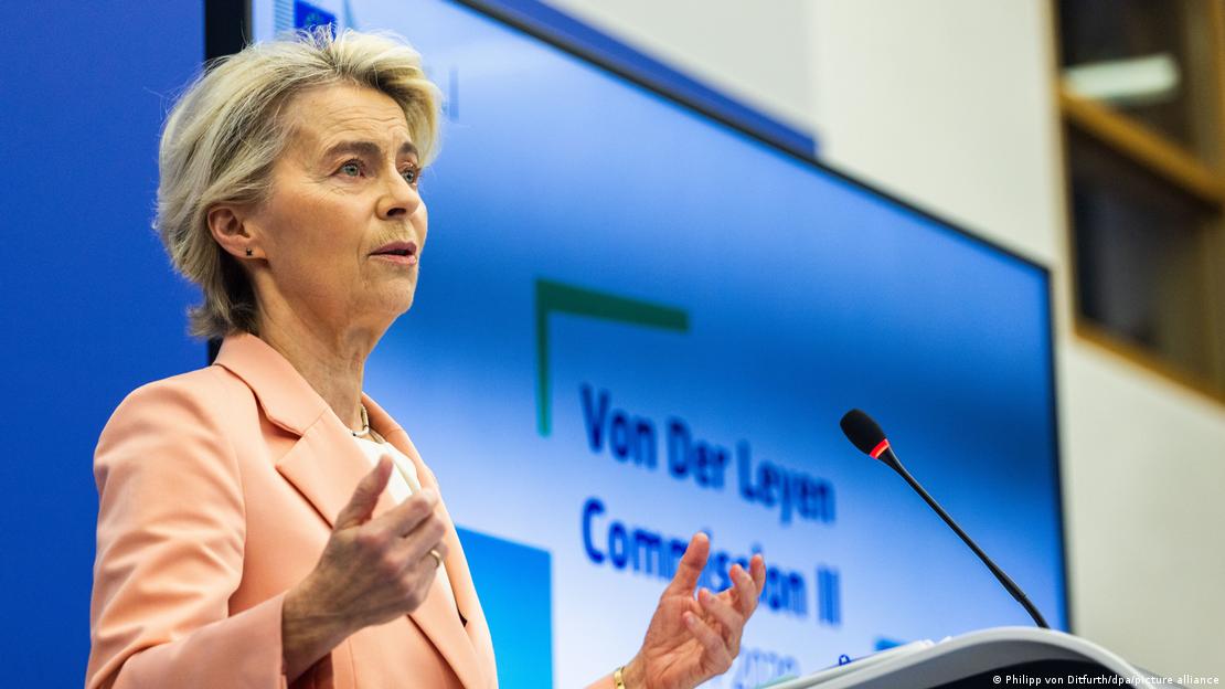 Η Ούρσουλα φον ντερ Λάιεν τον Σεπτέμβριο, παρουσιάζοντας τη νέα Κομισιόν