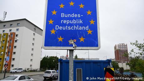 Zahl der Flüchtlinge in Deutschland leicht gesunken
