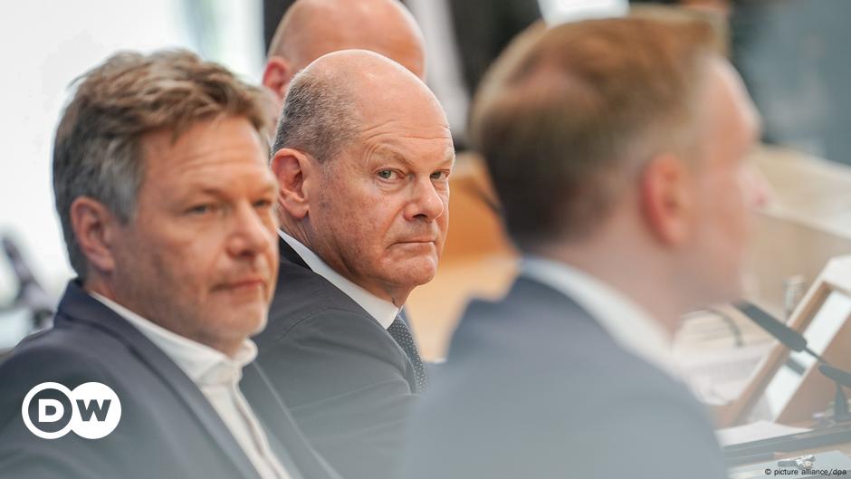 Can Olaf Scholz's government survive its 'ultimatum autumn'?