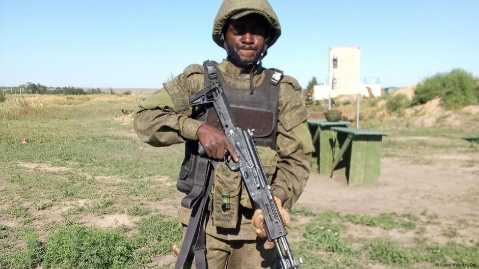 Vojnik iz Gane u ruskoj vojsci