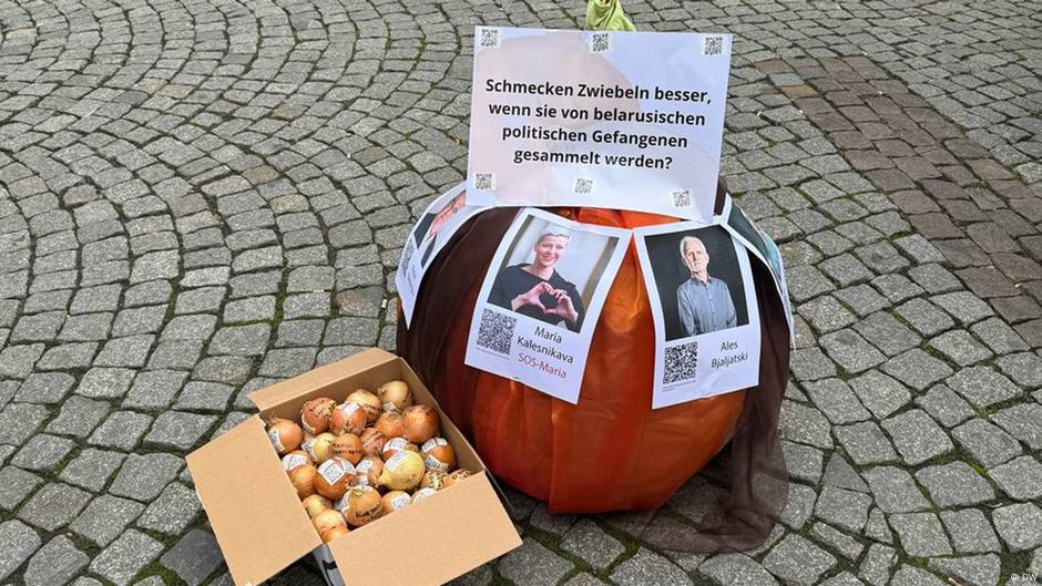 www.dw.com