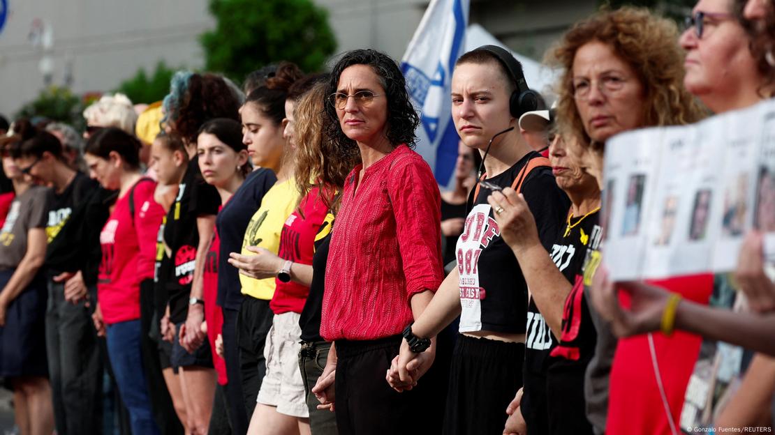 Conmemoración en Tel Aviv en el aniversario del ataque terrorista de la organización palestina Hamás contra Israel. 