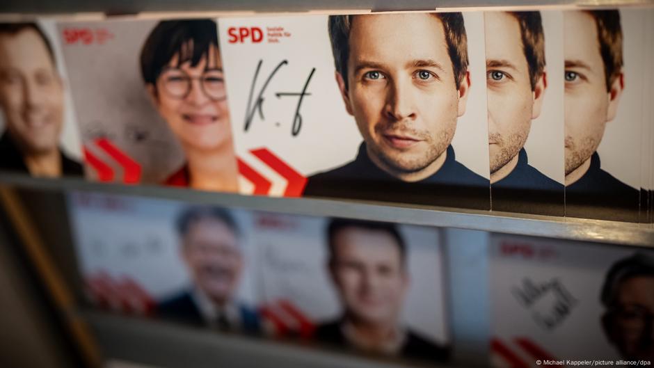 Kevin Kinert na plakatu SPD