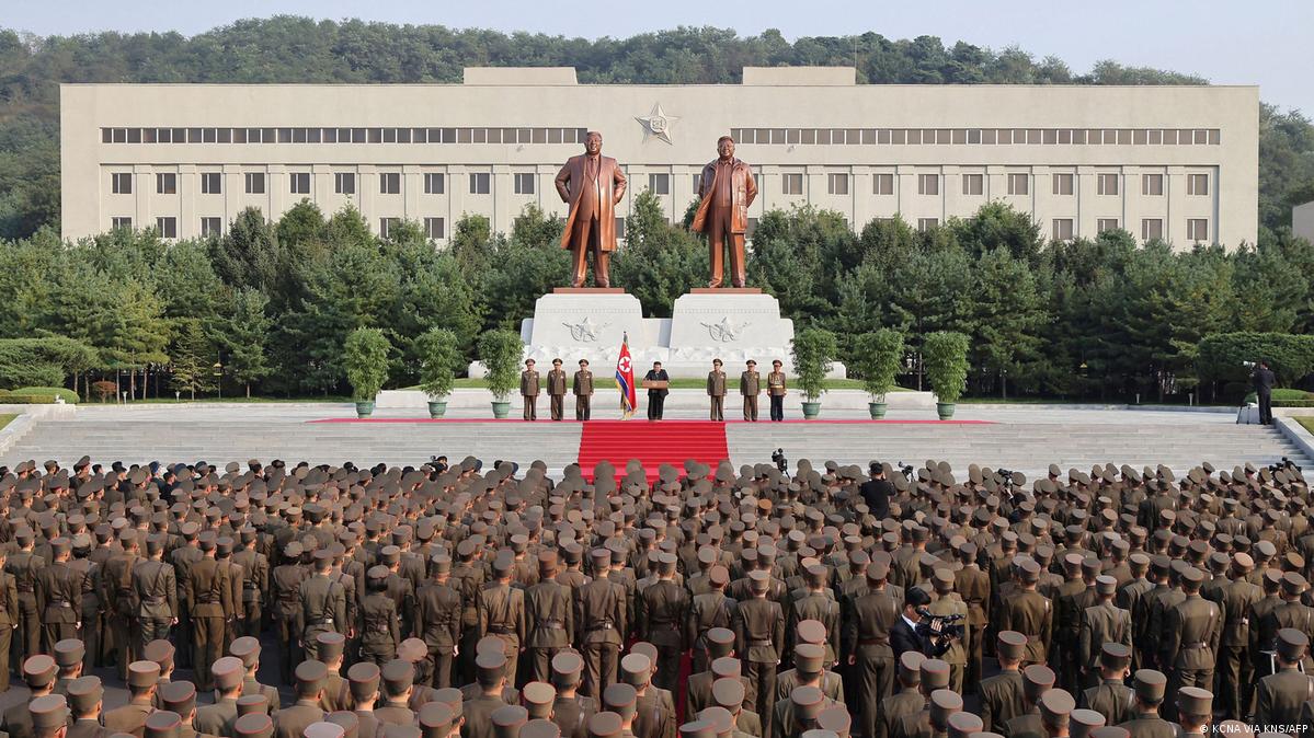 South Korea says North Korean soldiers headed to Ukraine DW 10/18/2024