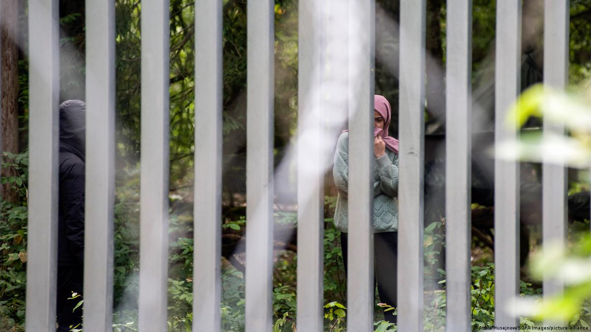 Poland: Tusk plans to suspend right to asylum