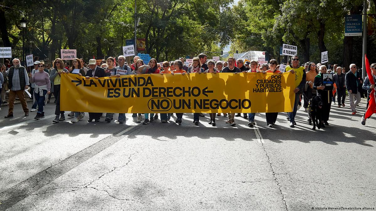 Miles marchan en Madrid contra precio de alquiler de casas – DW – 14/10 ...