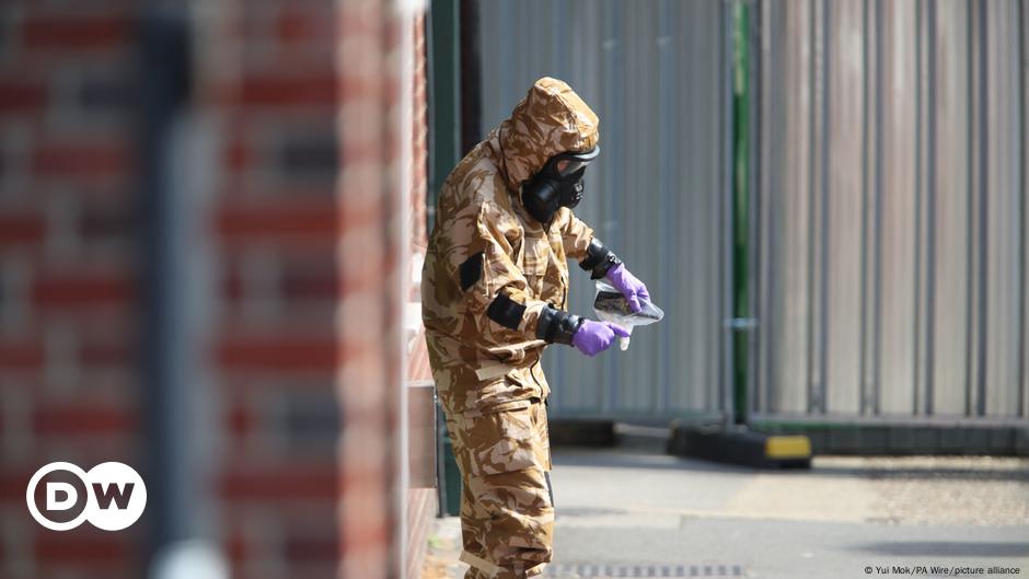 UK begins inquiry into woman's death by Novichok nerve agent