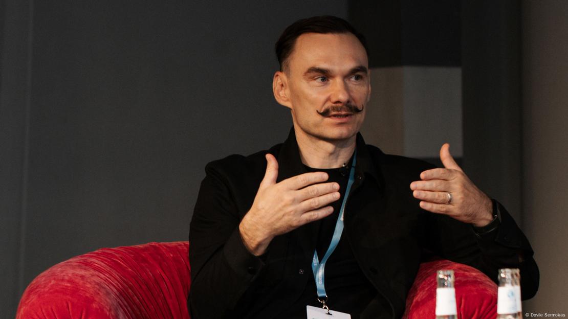 El cineasta Askold Kurov habla en la Dokumentale de Berlín