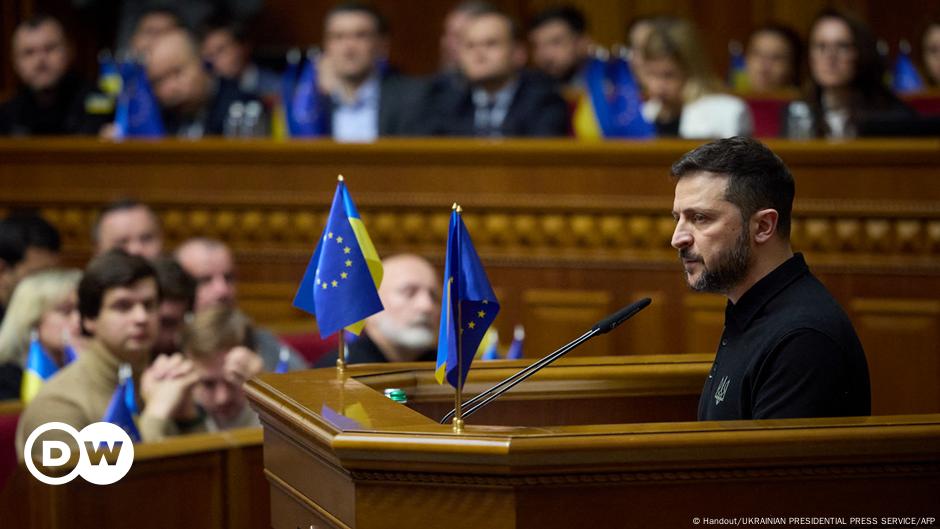 Ukraine updates: Zelenskyy touts 'victory plan' to lawmakers