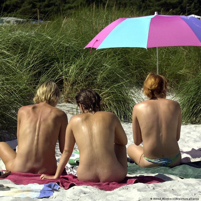 Link preview — Is Germany drawing the curtain on nudism?