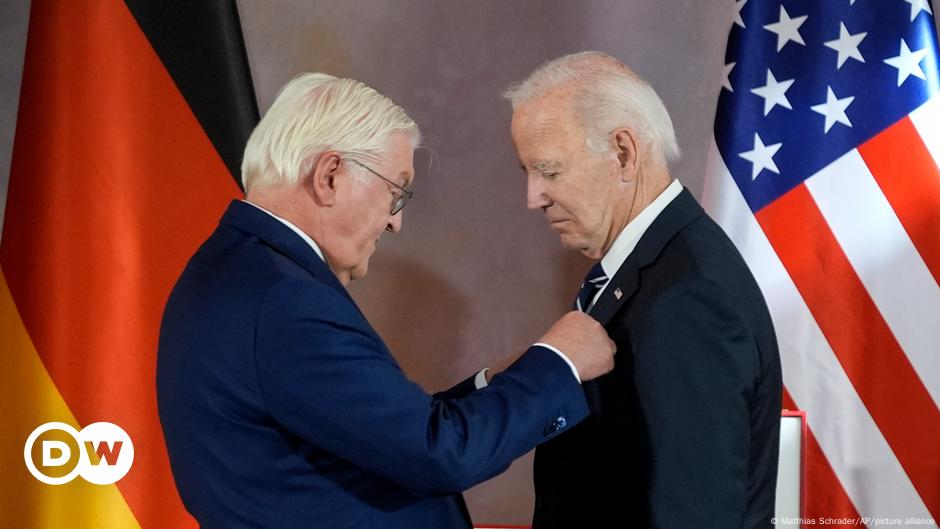 Biden welcomed with honor in Germany – DW – 10/18/2024