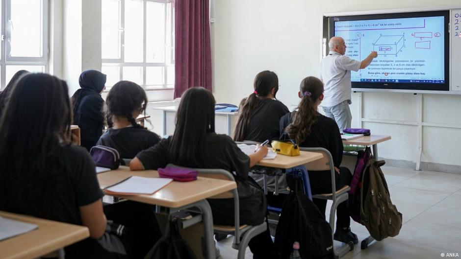 Ramadan school activities spark secularism debate in Turkey
