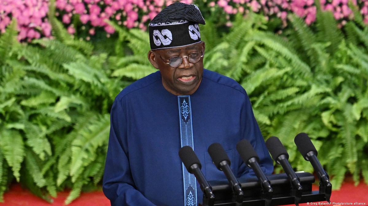 Nigeria: Bola Tinubu reshuffles cabinet amid economic crisis
