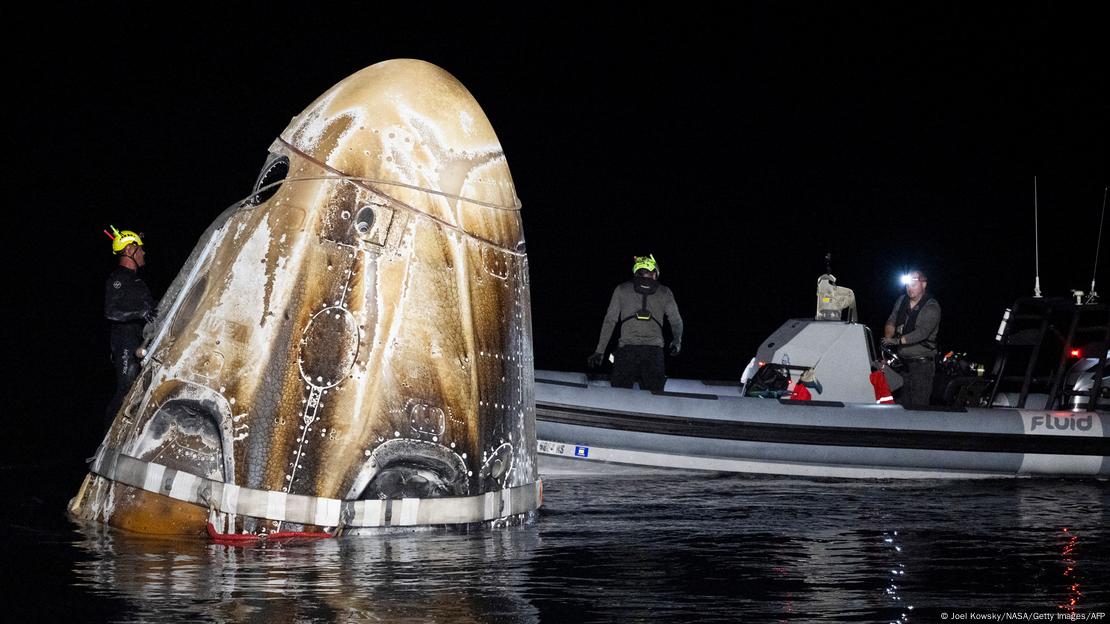 Cápsula de SpaceX en el Golfo de México.