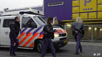 Bombenanschläge auf Amsterdamer IKEA-Filialen