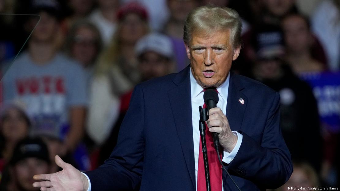 Trump duke folur gjatë fushatës zgjedhore në nëntor 2024 në Viskonsin