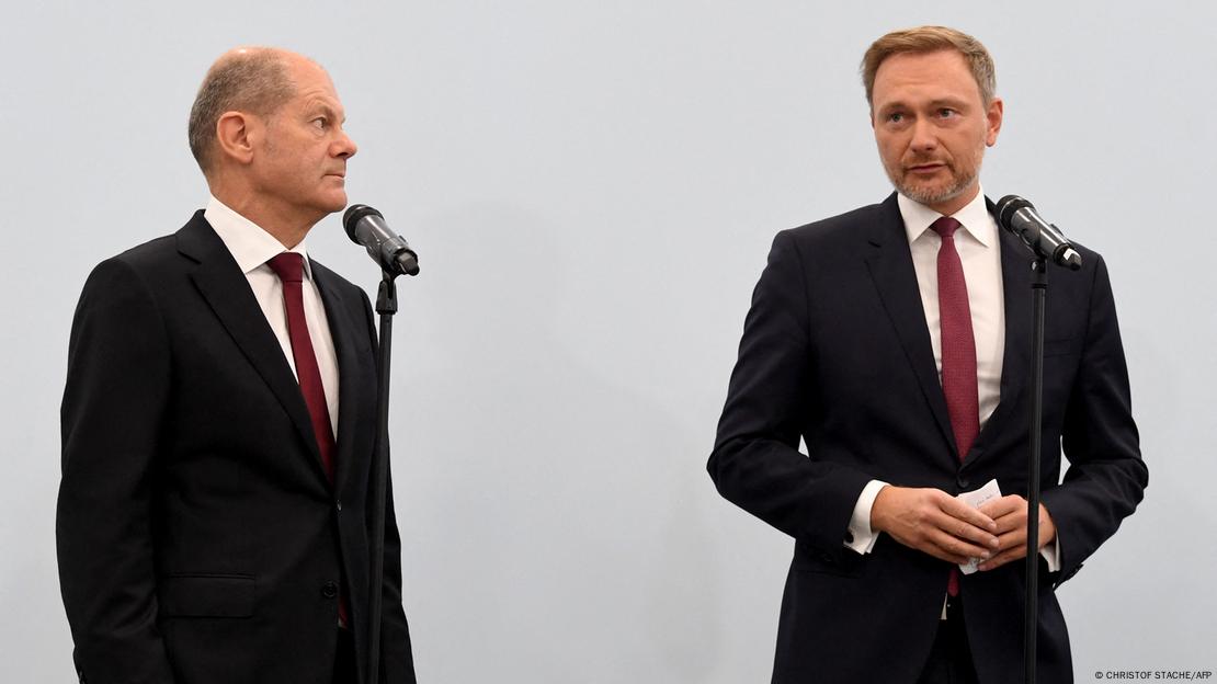 SPD’li Başbakan Olaf Scholz ve FDP’li eski maliye bakanı Christian Lindner.