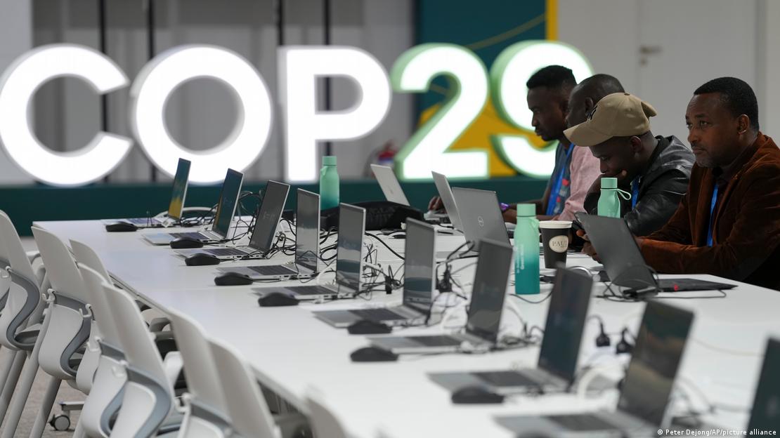 Azerbejxhan | Logo COP29 në Baku