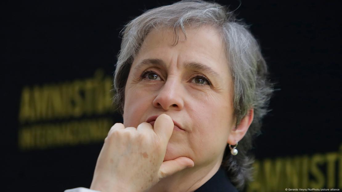 La renombrada periodista mexicana Carmen Aristegui La renombrada periodista mexicana Carmen Aristegui