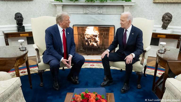 US: Trump returns to Washington, meets Biden at White House