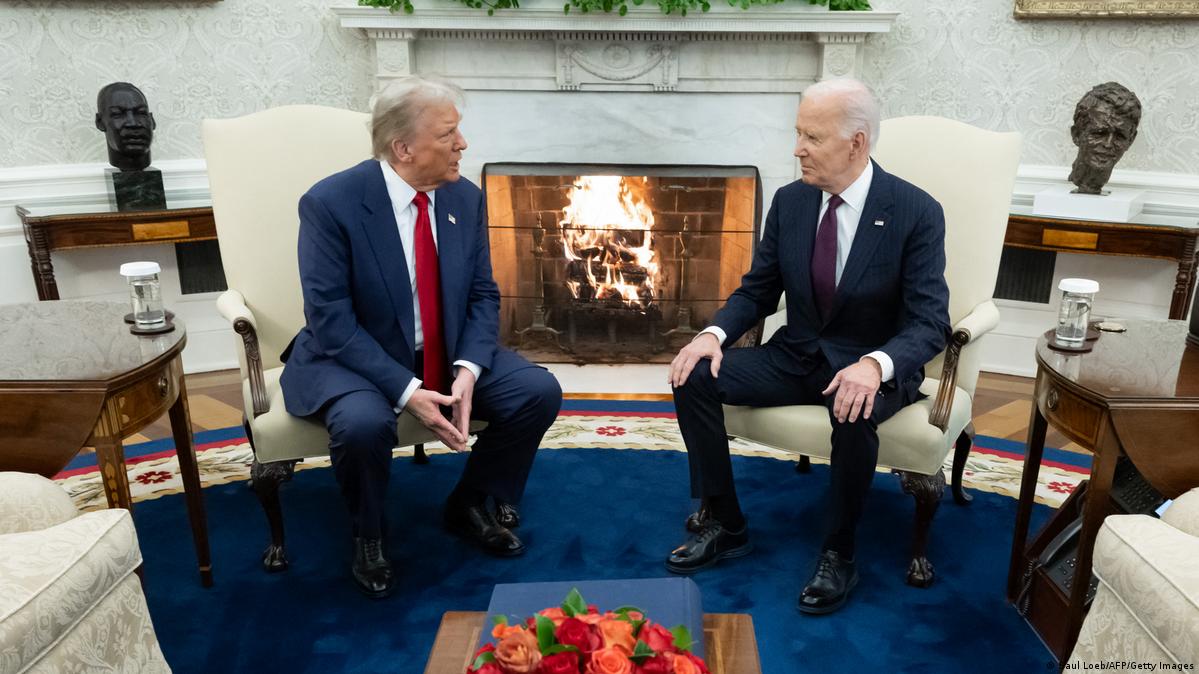 US: Trump returns to Washington, meets Biden at White House