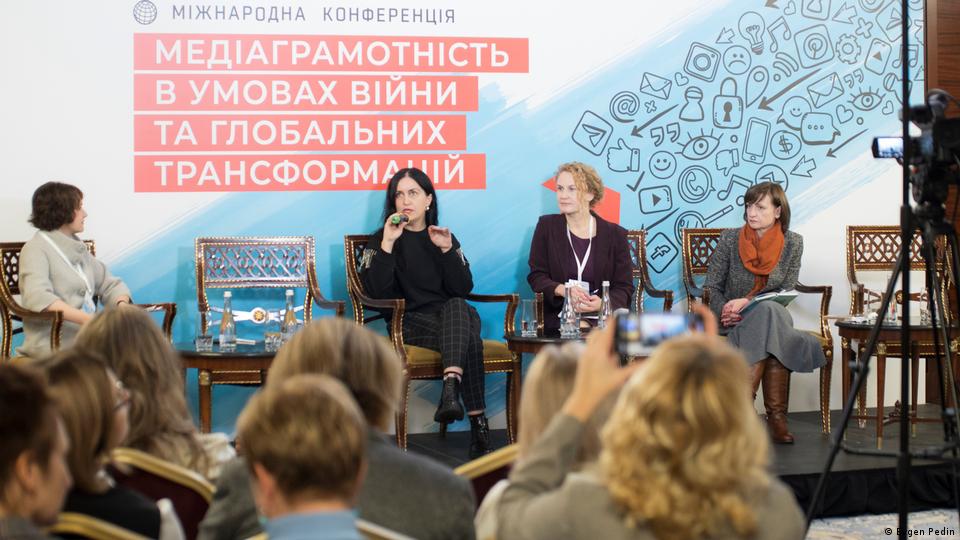 Ukraine: Media literacy in an active war zone