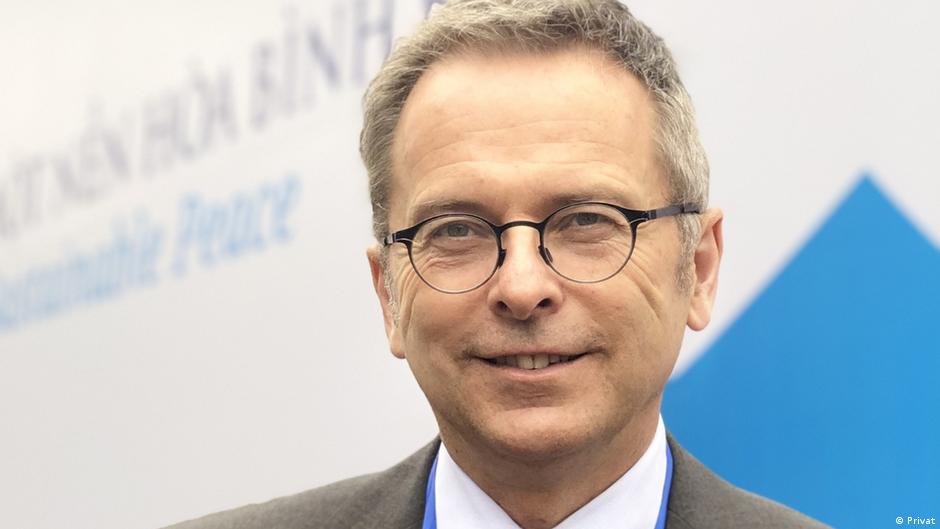 Дірк Еммеріх – DW