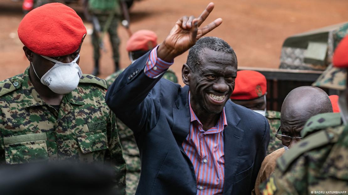 Ouganda : Kizza Besigye, homme politique de l'opposition