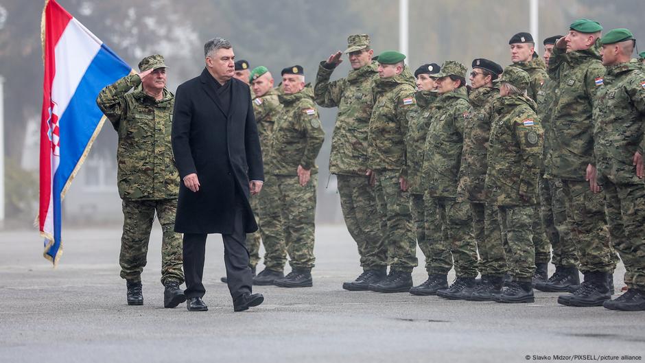 Hrvatski predsednik Milanović ispraća vojnike koji idu u vojnu misiju na Kosovu