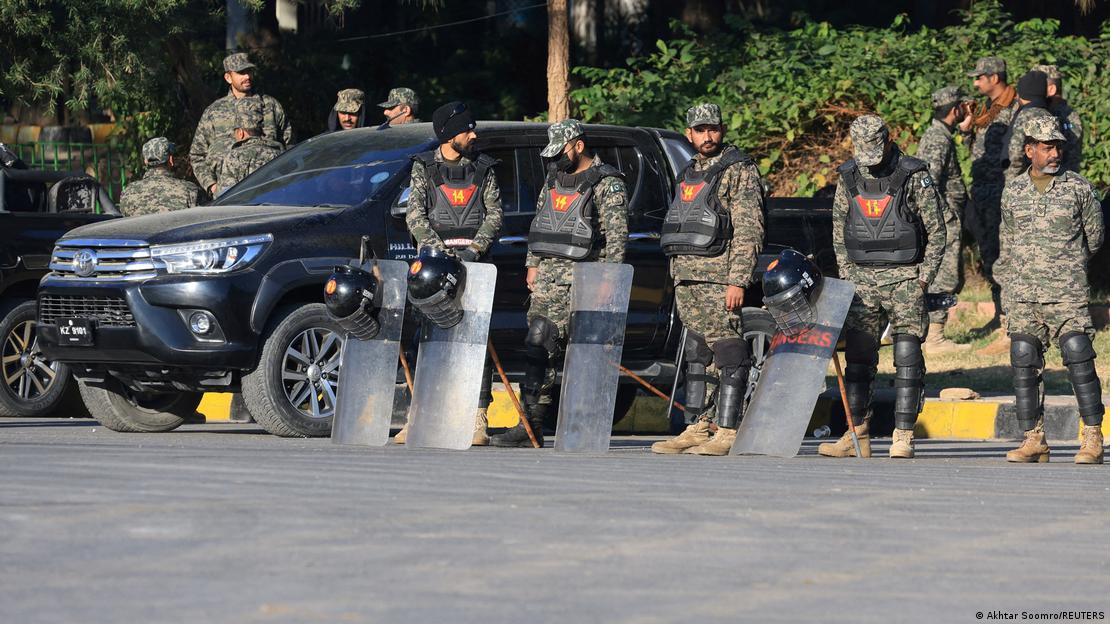 شہر میں پولیس، رینجرز اور دیگر قانون نافذ کرنے والے اداروں کی اضافی نفری تعینات کی گئی ہے