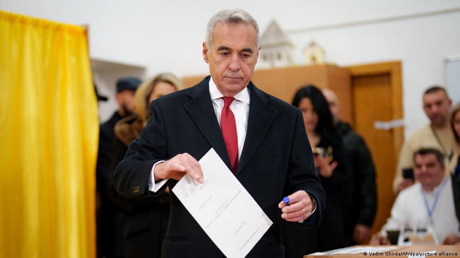 Romania's top court annuls presidential election – DW – 12/06/2024