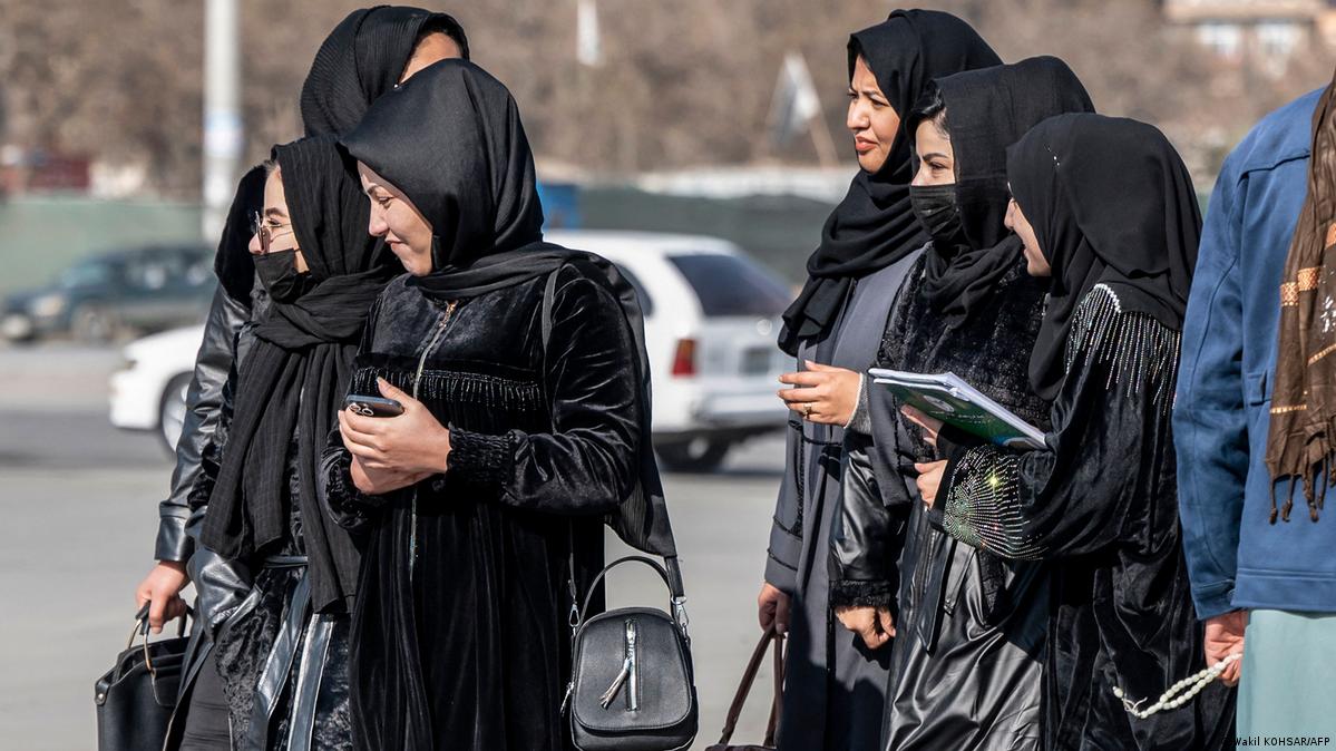 طالبانو له پاکستان سره د نجونو د سکالرشیپونو موضوع رد کړه