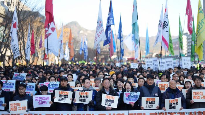 Oposição inicia impeachment do presidente da Coreia do Sul