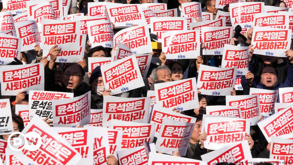 South Korea's Political Turmoil Continues Amid Public Anger – DW – 12 ...