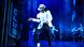 Imagen de referencia: Benet Monteiro personifica a Michael Jackson en el musical "MJ". Imagen de referencia: Benet Monteiro personifica a Michael Jackson en el musical "MJ".