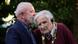El presidente Luiz Inacio Lula da Silva, besa la cabeza del expresidente de Uruguay, José "Pepe" Mujica, tras concederle la más alta condecoración de Brasil. El presidente Luiz Inacio Lula da Silva, besa la cabeza del expresidente de Uruguay, José "Pepe" Mujica, tras concederle la más alta condecoración de Brasil.